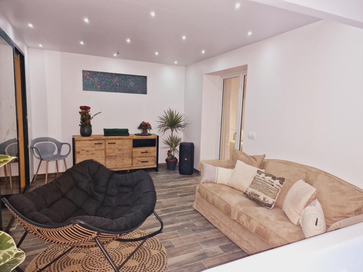 Atoumo Appartement Love Jacuzzi & Jardin Disneyland Paris Quincy-Voisins Exterior photo